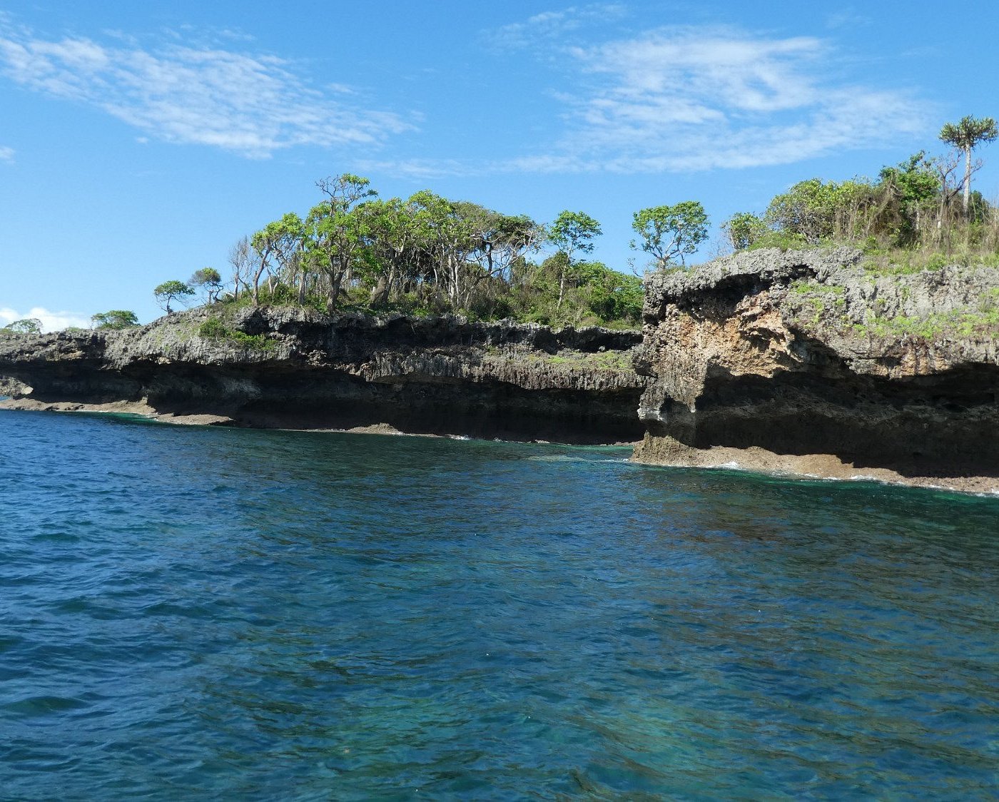 An image of shimoni caves.